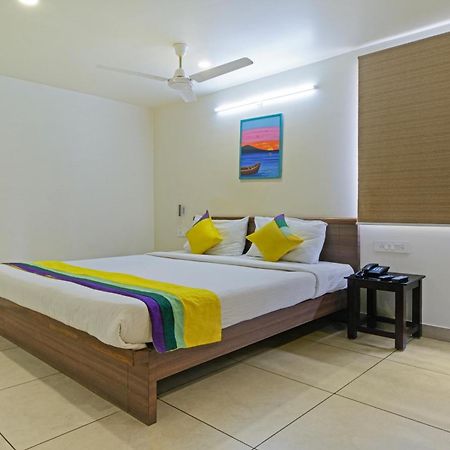 Itsy Hotels N Square Vijayawada Ngoại thất bức ảnh