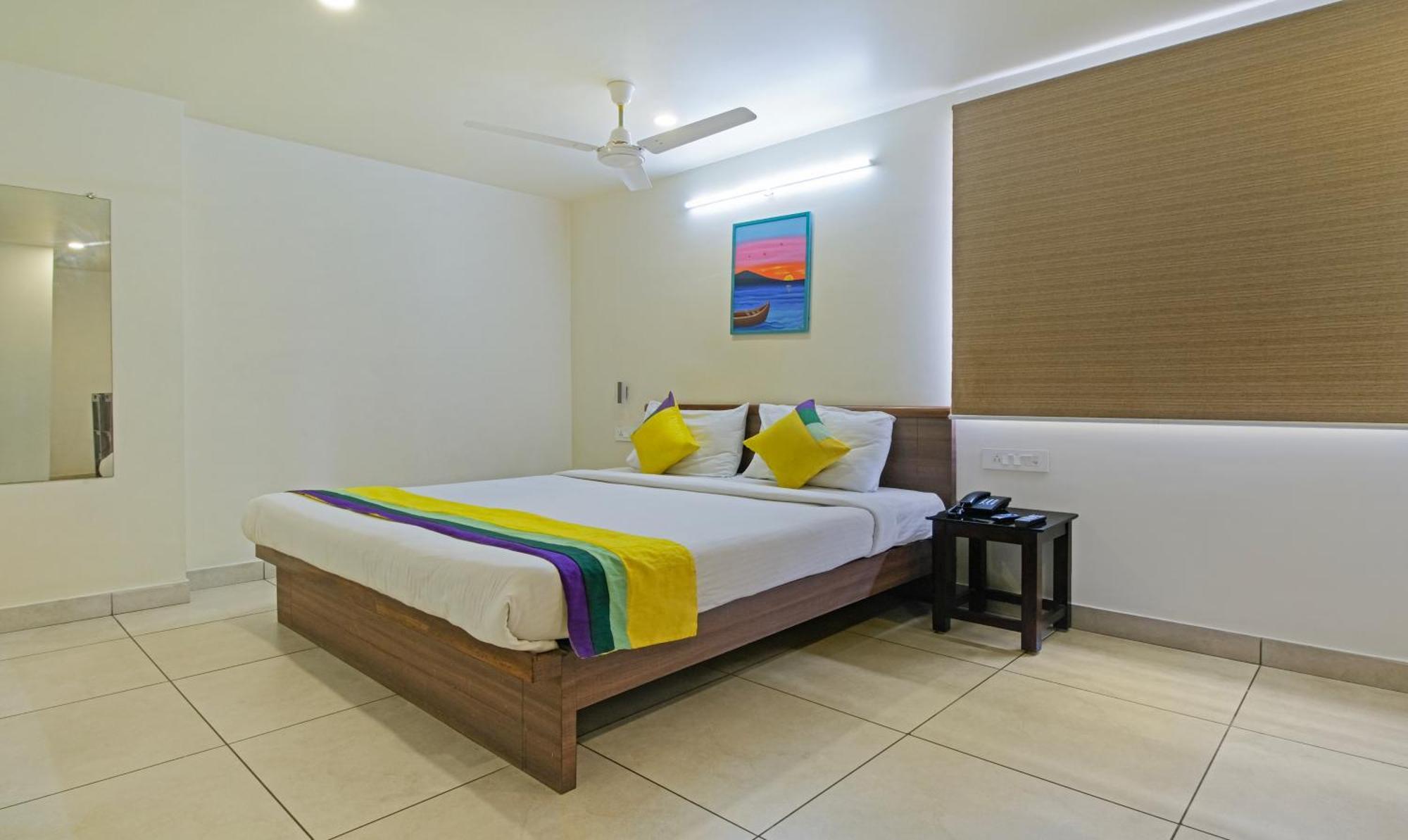 Itsy Hotels N Square Vijayawada Ngoại thất bức ảnh