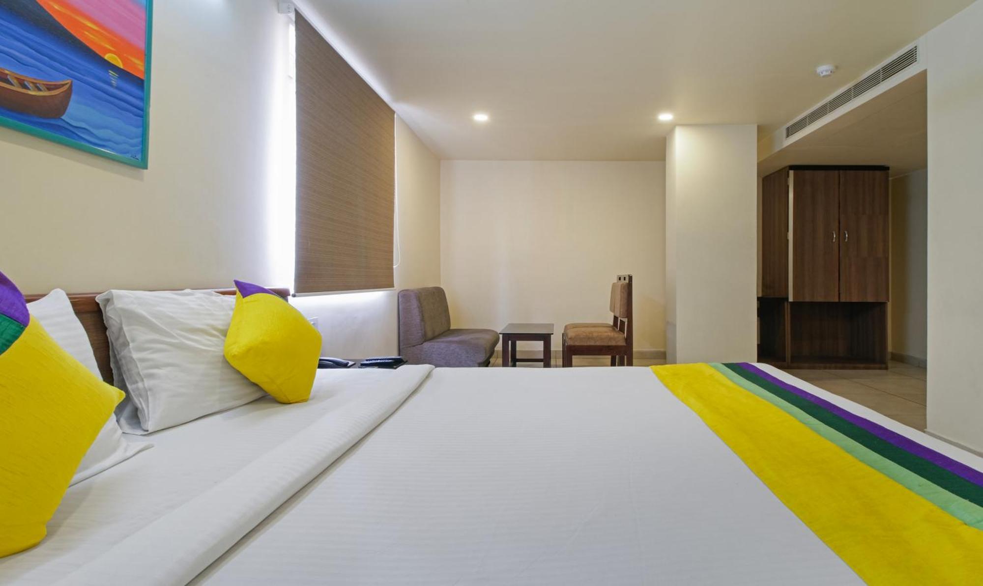 Itsy Hotels N Square Vijayawada Ngoại thất bức ảnh
